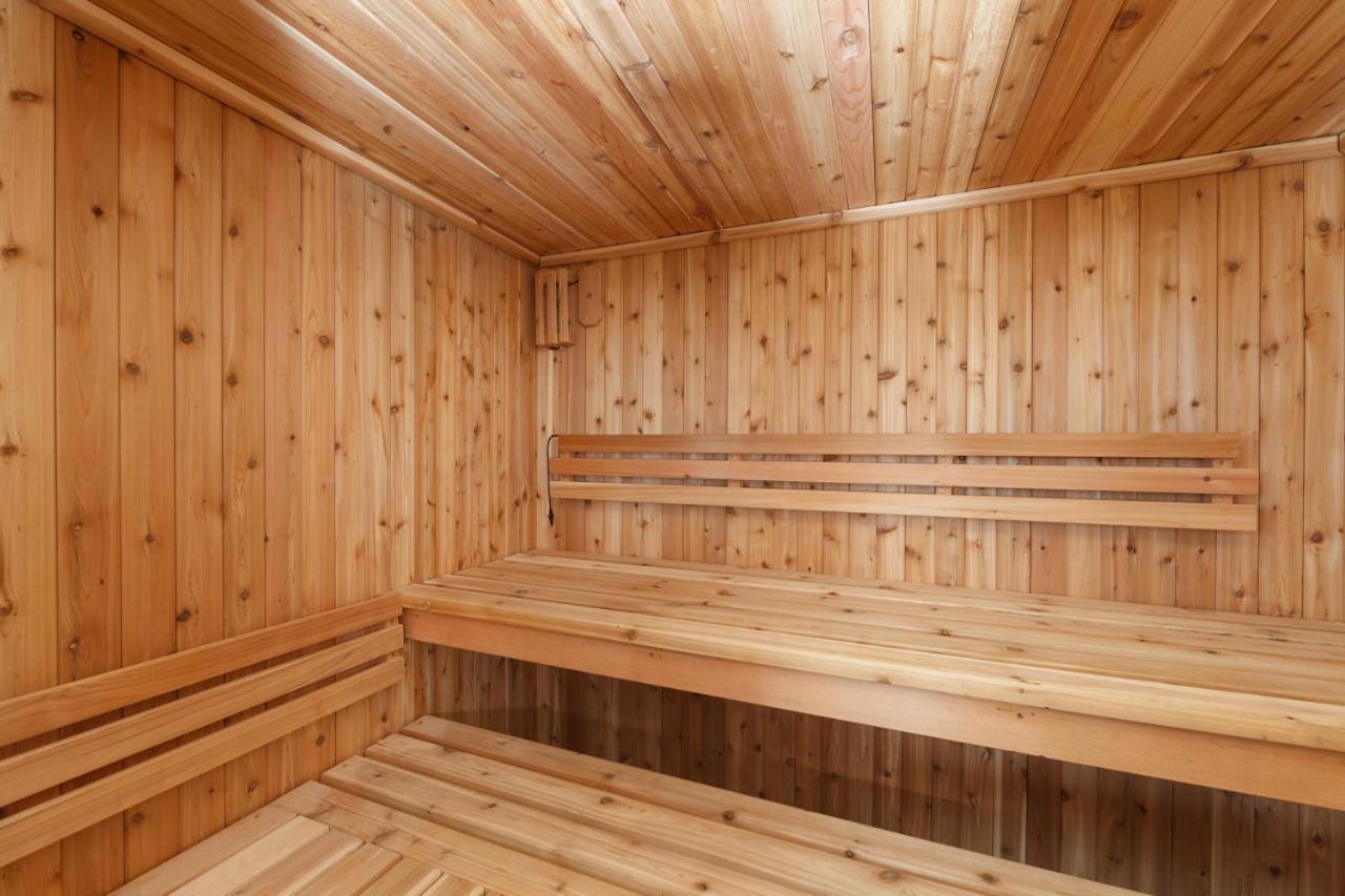 Splash Mountain Pool Hot Tub Theater Game Room Sevierville Kültér fotó