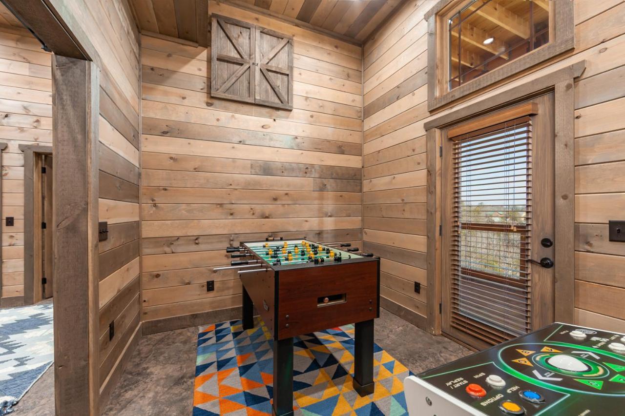 Splash Mountain Pool Hot Tub Theater Game Room Sevierville Kültér fotó